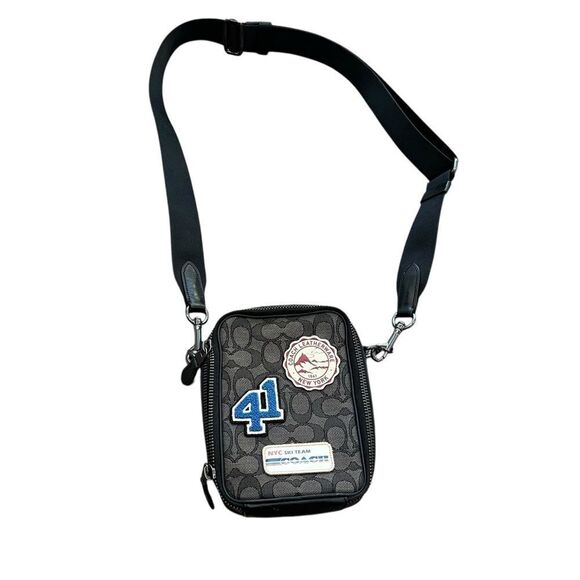 Coach Stanton Crossbody in Signature Jacquard with Ski Patches - Rare Design - Picture 1 of 9